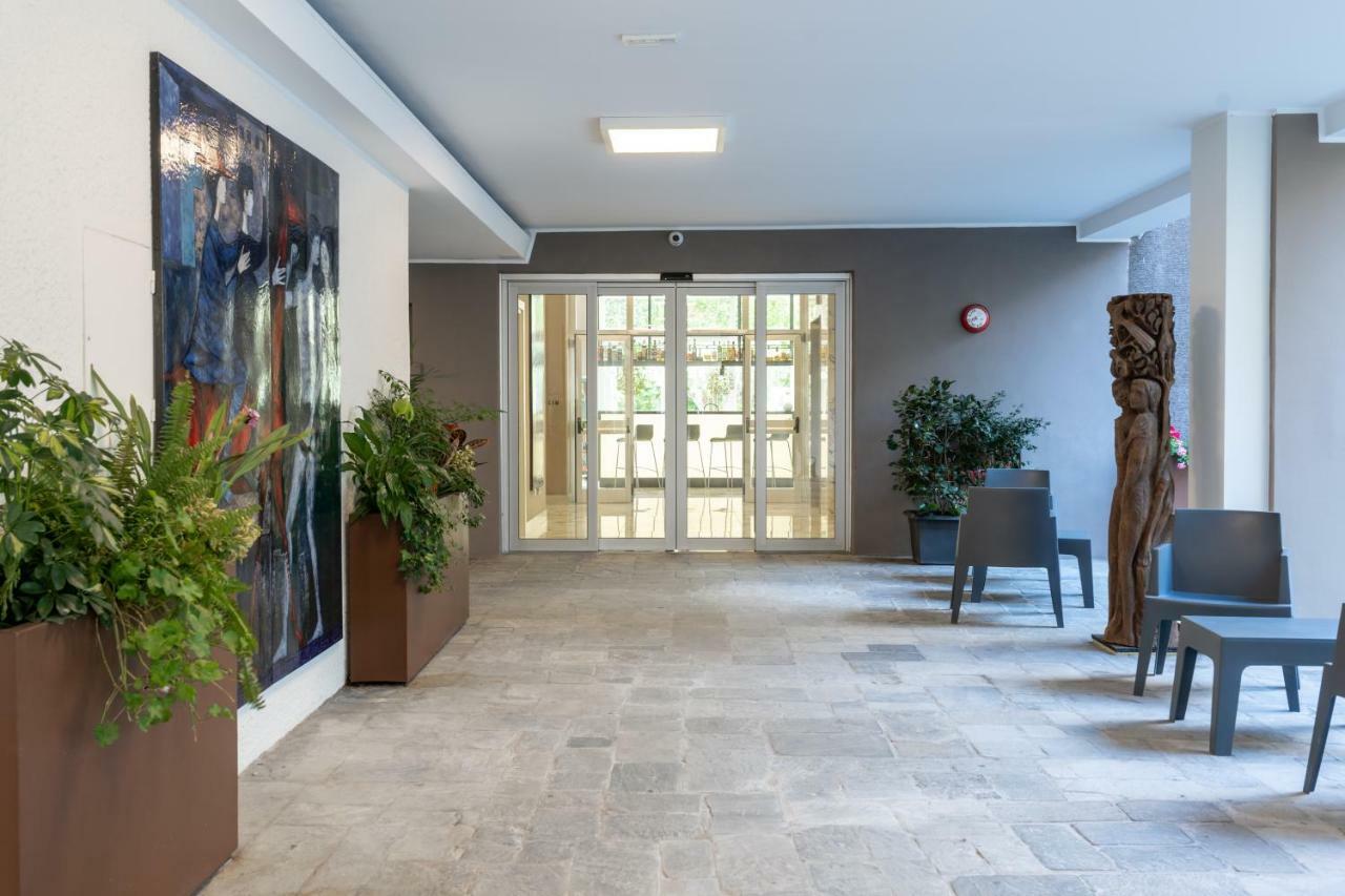 Hotel Milano Castello Экстерьер фото