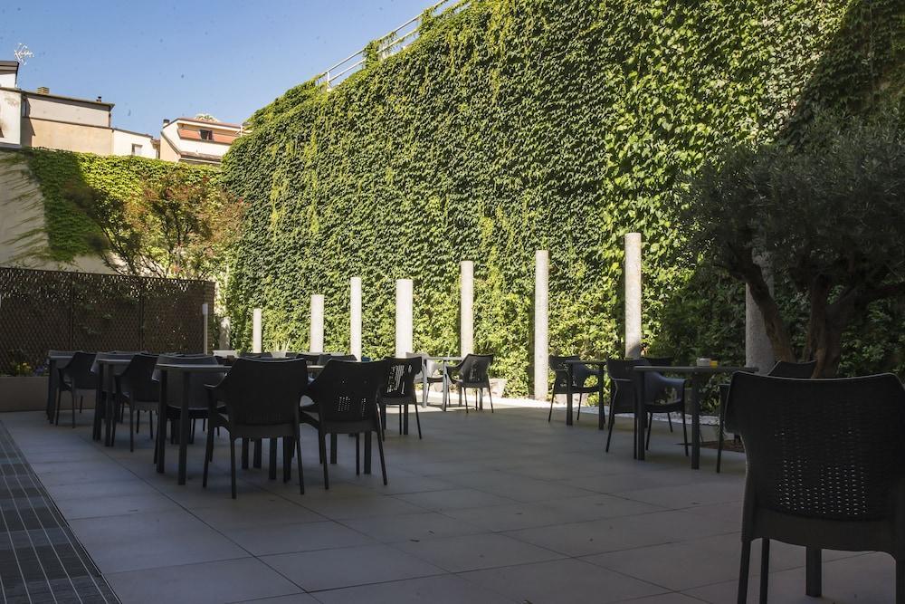 Hotel Milano Castello Экстерьер фото